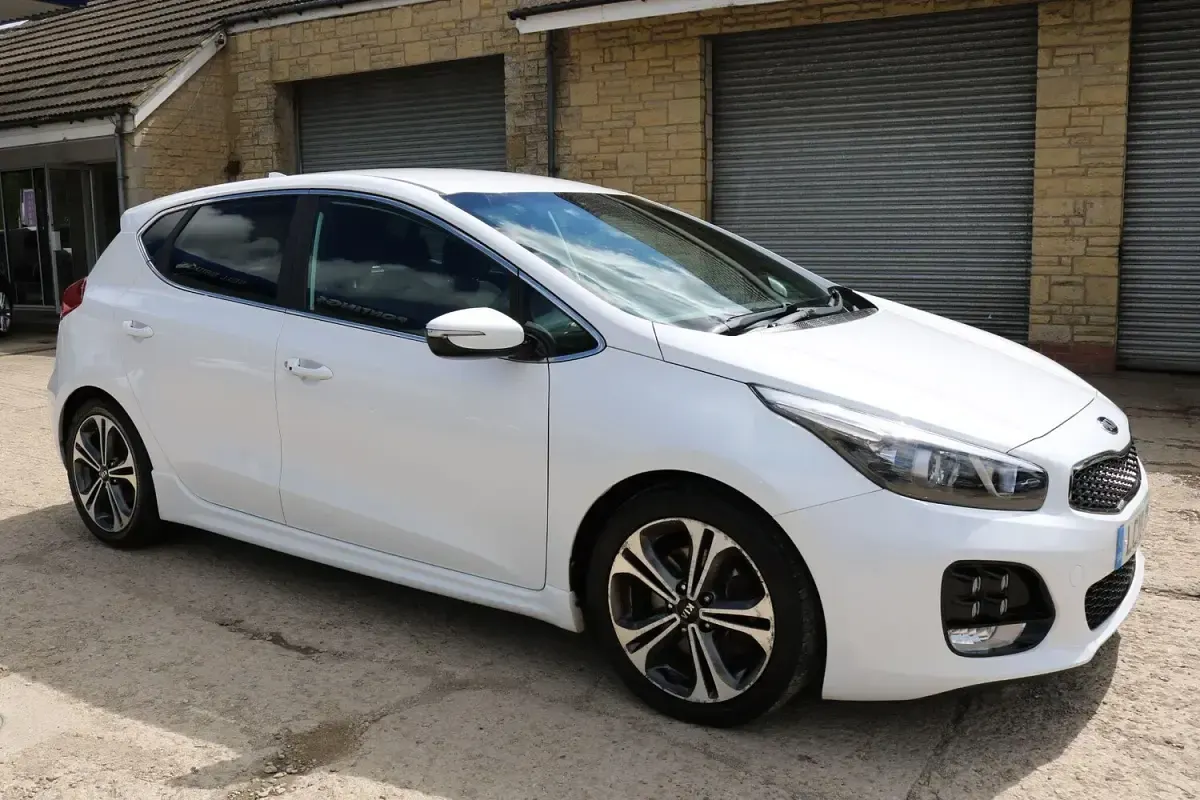 Used Kia Ceed GT-Line 2018 White Hatchback