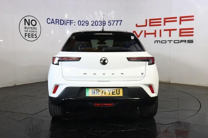 Used Vauxhall Mokka SRi 100 kW (136 HP) 2021 White SUV