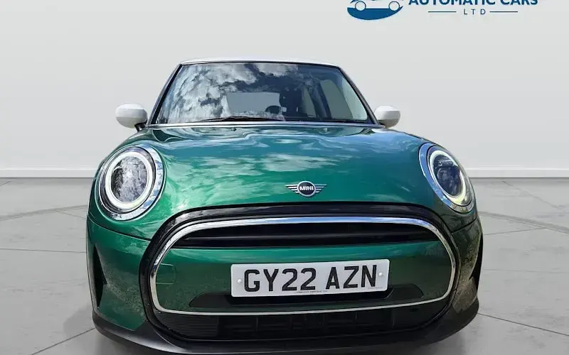 Used Mini Cooper Classic 136 HP (100 kW) 2022 Green Hatchback