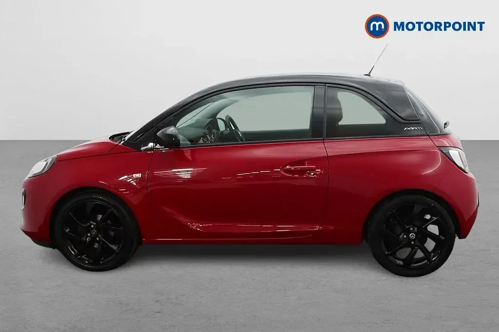 Second-hand Vauxhall Adam 2017 Roșu Hatchback