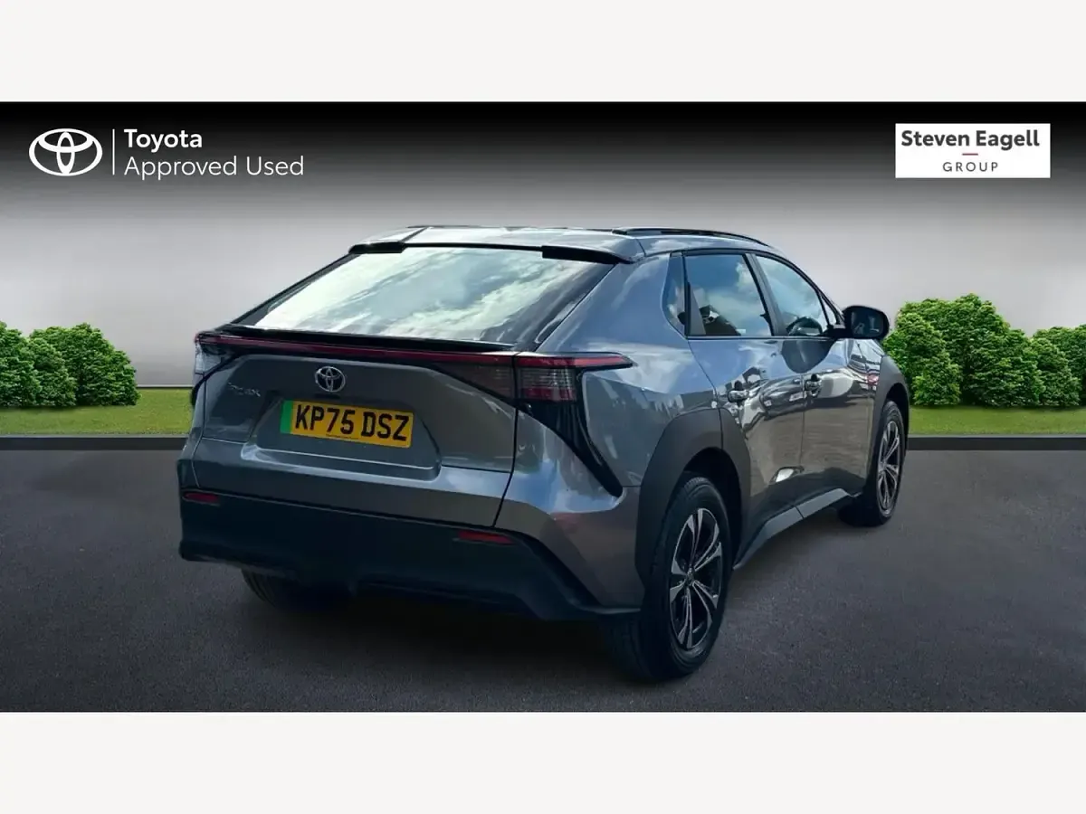 Used Toyota bZ4X PURE 150 kW (204 HP) 2025 Grey SUV