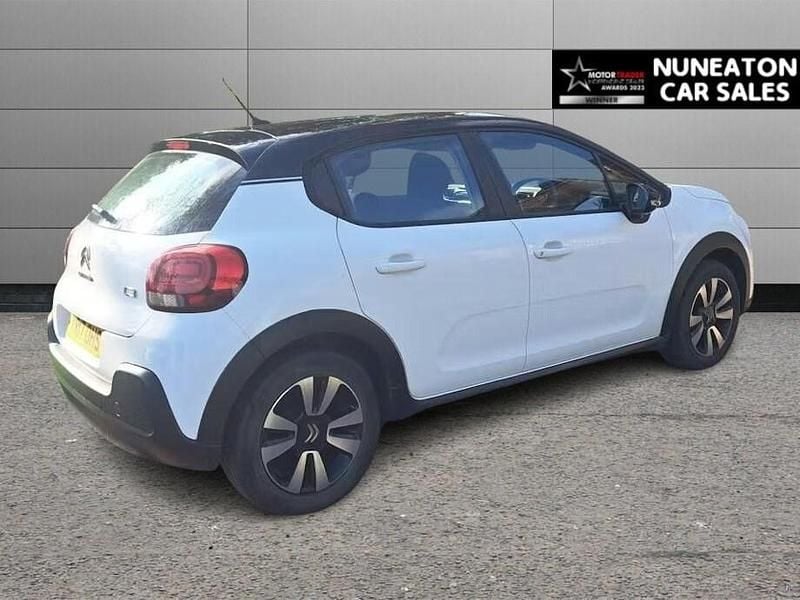 Used Citroën C3 Feel 110 HP (80 kW) 2017 White Hatchback