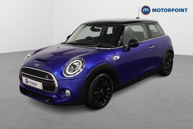 Used Mini Cooper S Classic 192 HP (141 kW) 2019 Blue Hatchback