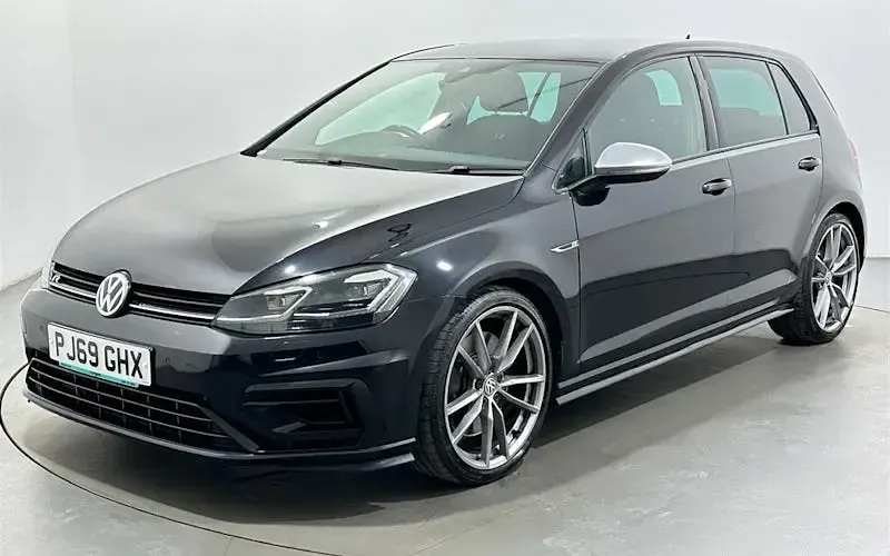 Used VW Golf VII R 300 HP (220 kW) 2019 Black Hatchback