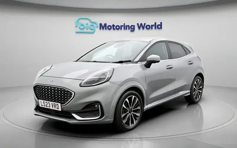 Käytetty Ford Puma ST-Line 155 HP (114 kW) 2023 Hopea Katumaasturi