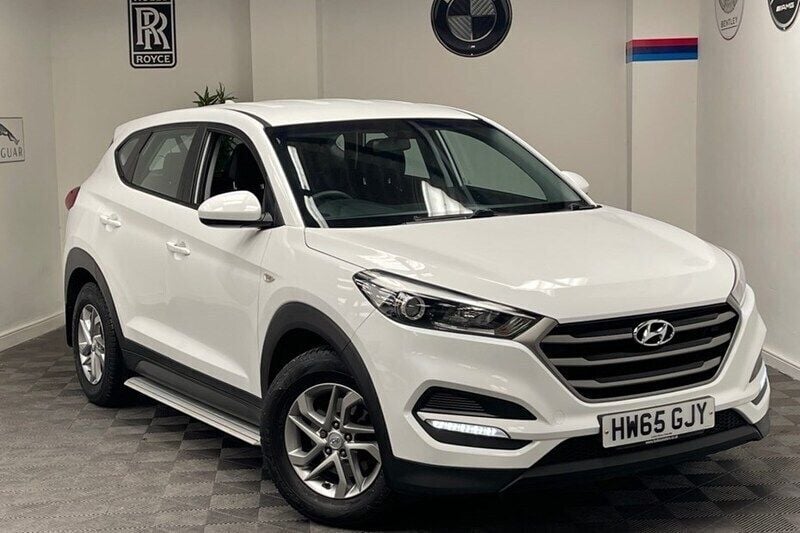 White Used 2015 Hyundai Tucson SUV | £7,495 (Good price) - Image 1/1