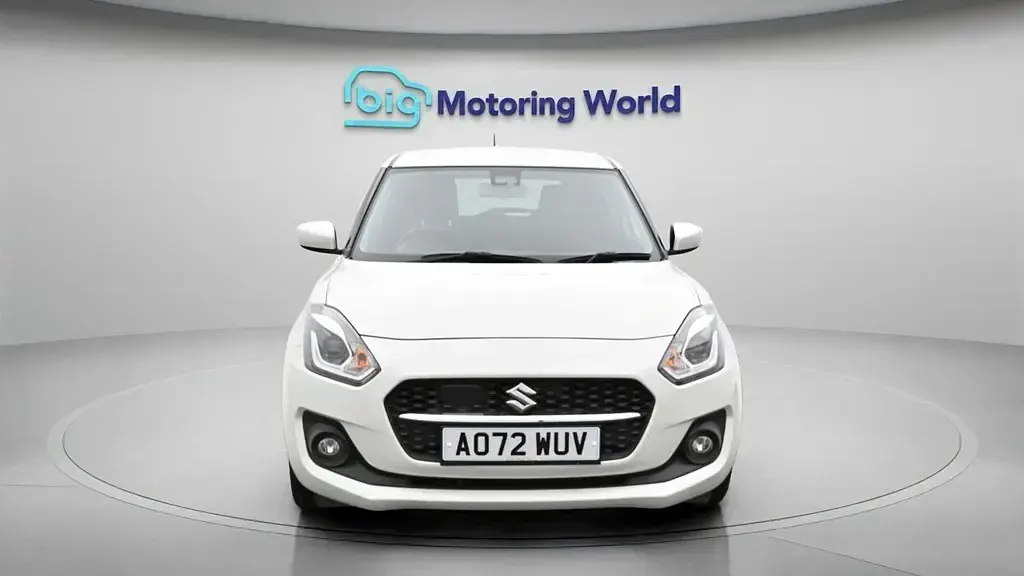 Gebraucht Suzuki Swift SZ-T 83 PS (61 kW) 2023 Weiß Kleinwagen