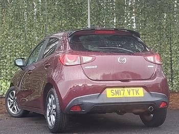 Used Mazda 2 Inclusive 115 HP (84 kW) 2017 Red Hatchback