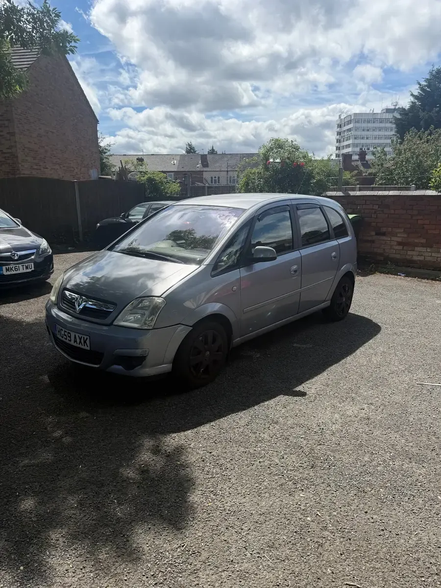 Used Vauxhall Meriva Active 2009 Silver MPV