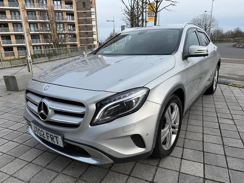 Used Mercedes GLA220 SE 170 HP (125 kW) 2014 Silver SUV