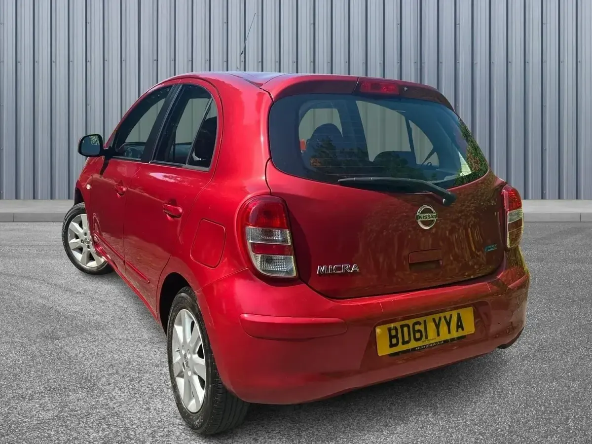 Used Nissan Micra Acenta 80 HP (58 kW) 2011 Red Hatchback