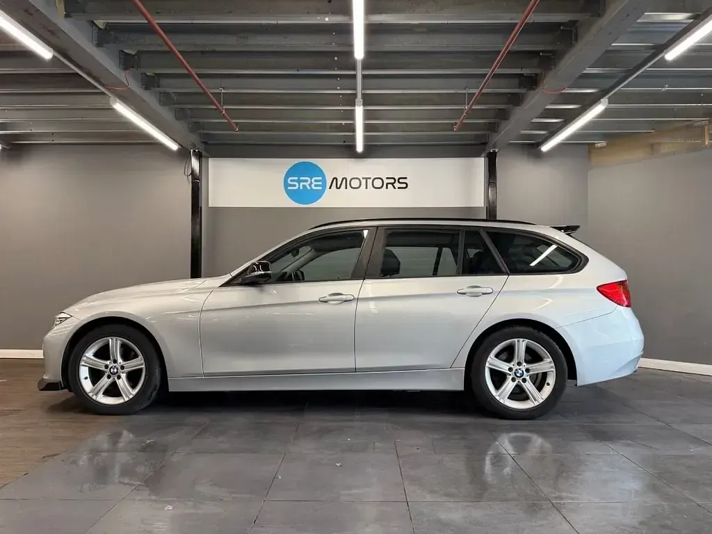 Usado BMW 316 Comfort Edition 116 CV (85 kW) 2013 Plateado Familiar