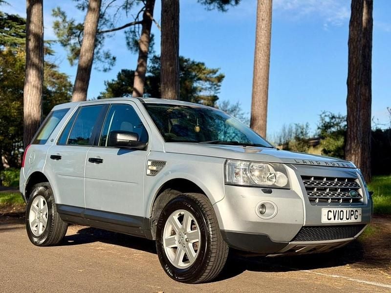 Silver Used 2010 Land Rover Freelander 2 SUV | £3,495 (Fair price) - Image 1/4