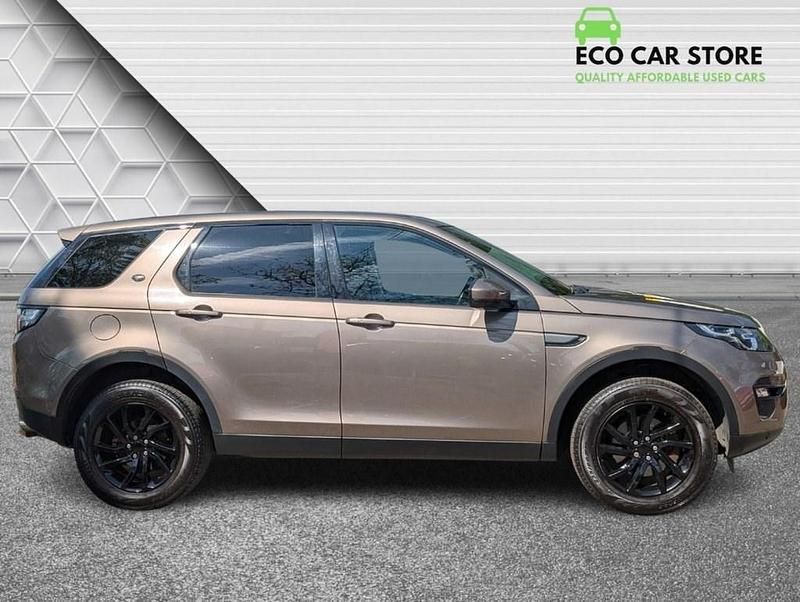 Used Land Rover Discovery Sport SE 180 HP (132 kW) 2017 Brown SUV