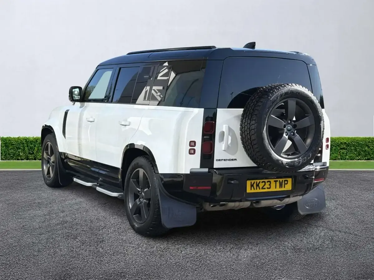 Usado Land Rover Defender HSE Dynamic 2023 Branco SUV