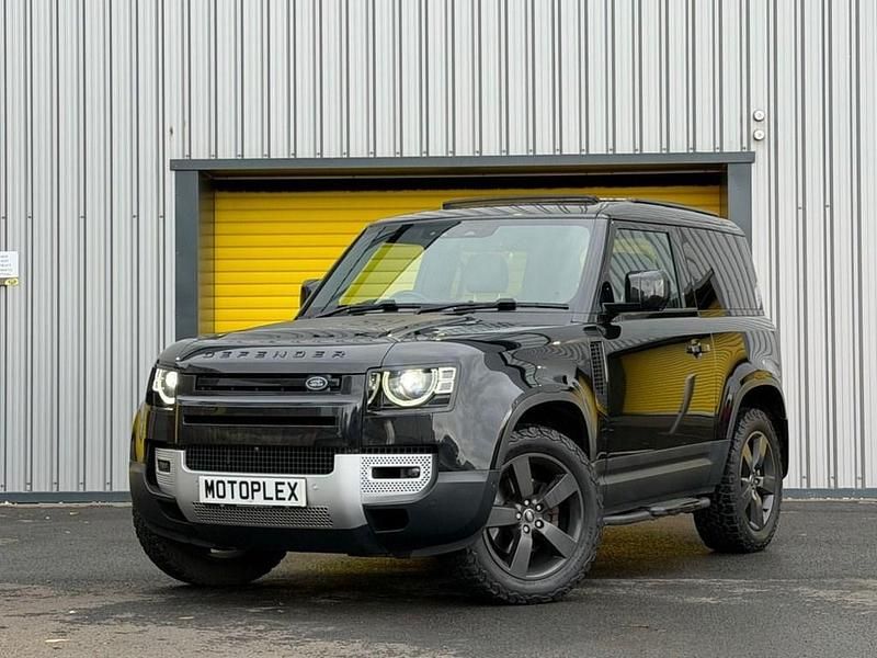 Black Used 2021 Land Rover Defender SE SUV | £43,495 (Super price) - Image 1/4