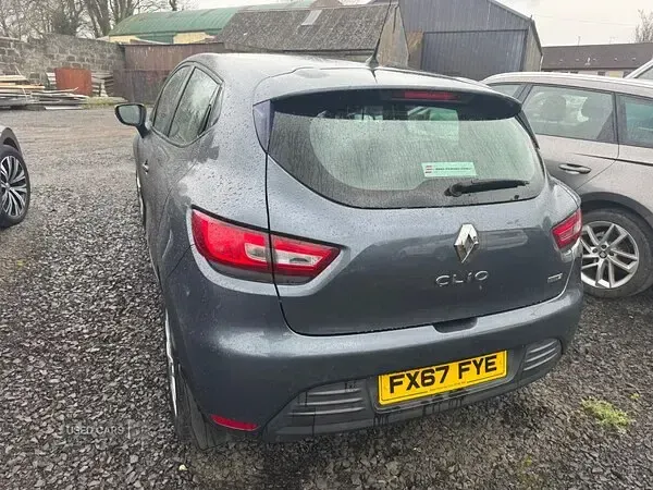 Used Renault Clio Dynamique 2022 Silver Hatchback