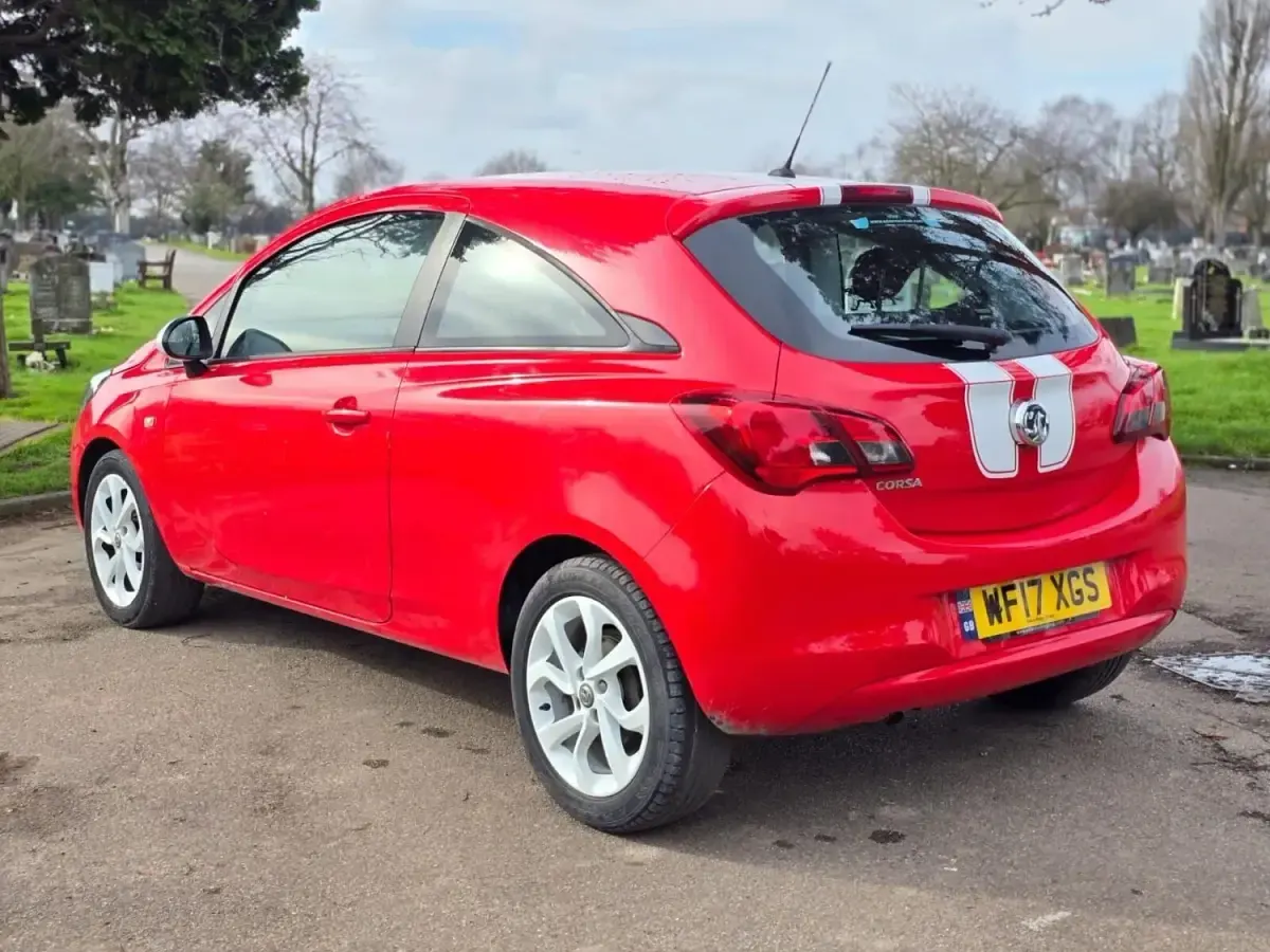 Używany Vauxhall Corsa 75 KM (55 kW) 2017 Czerwony Hatchback