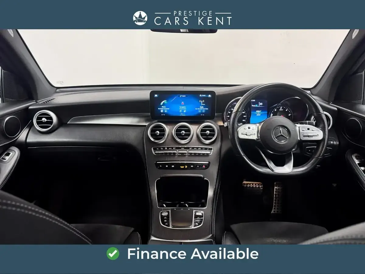 Gebraucht Mercedes GLC220 AMG line 194 PS (142 kW) 2020 Grau Kombi