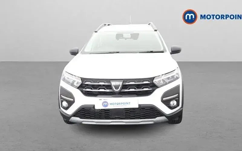 Usado Dacia Jogger Essentiel 110 HP (80 kW) 2025 Monovolume