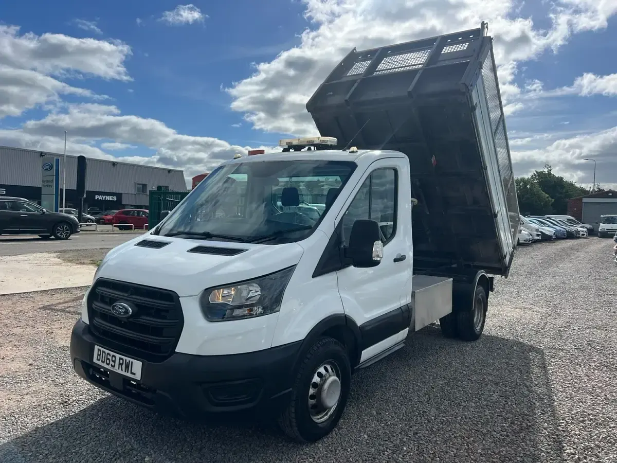 Used Ford Transit 130 HP (95 kW) 2019 White Van