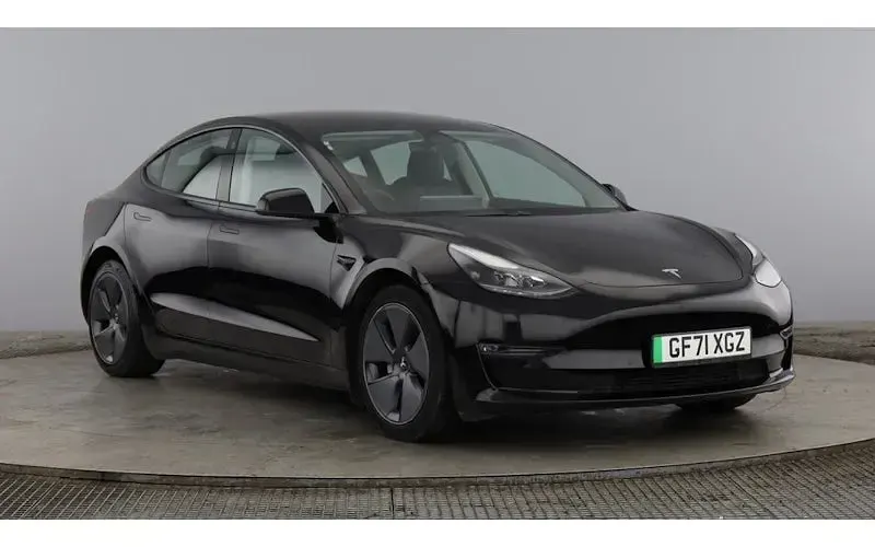 Używany Tesla Model 3 Long Range AWD 258 kW (351 KM) 2023 Sedan/Limuzyna