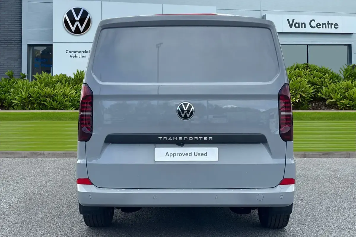 Nouă VW Transporter Pro 2026 Gri Van
