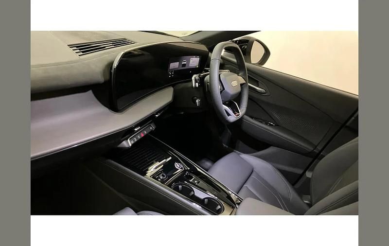 Ny Audi Q3 Comfort 267 HK (196 kW) 2025 Other SUV