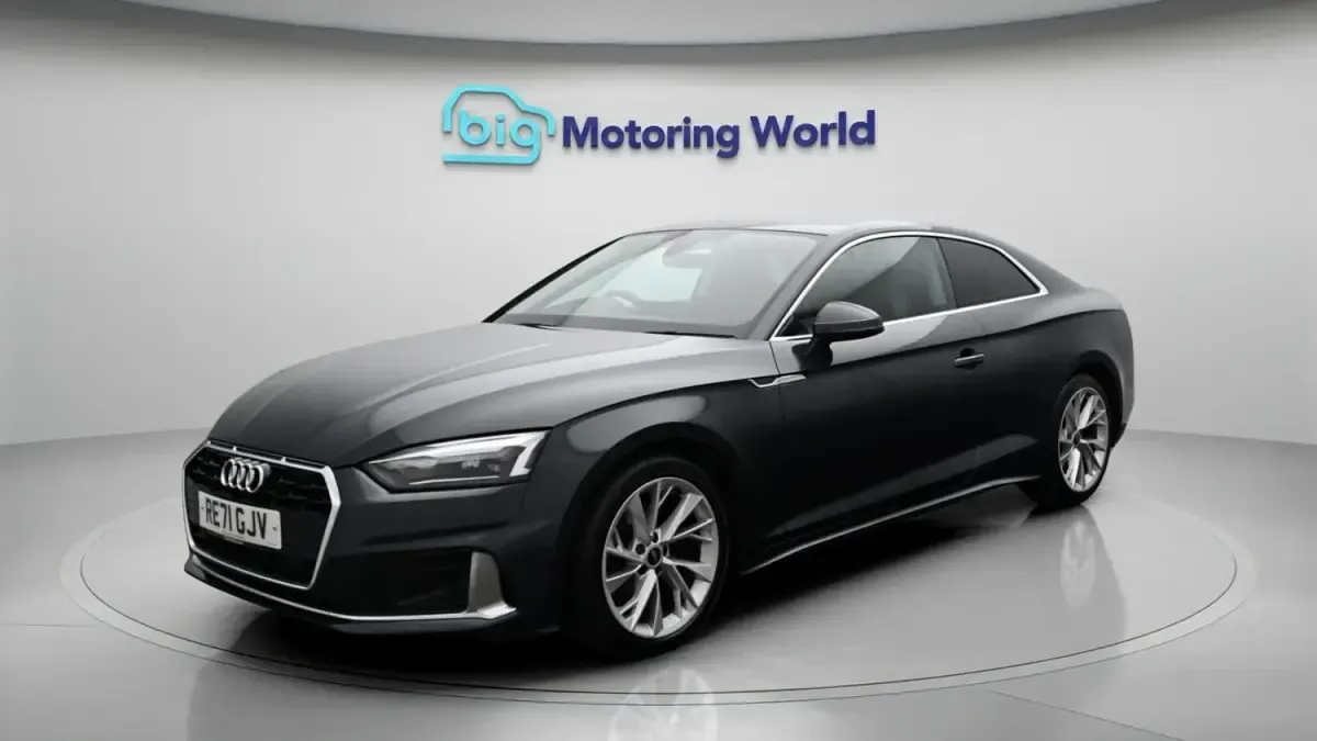 Usado Audi A5 Sport 2021 Cinzento Coupé