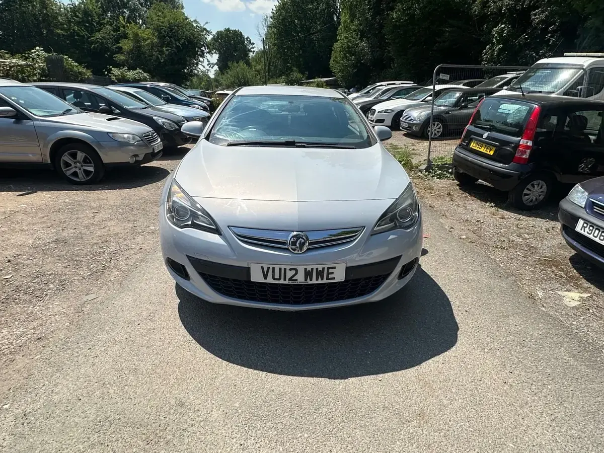 Used Vauxhall Astra GTC Sport 2012 White Hatchback