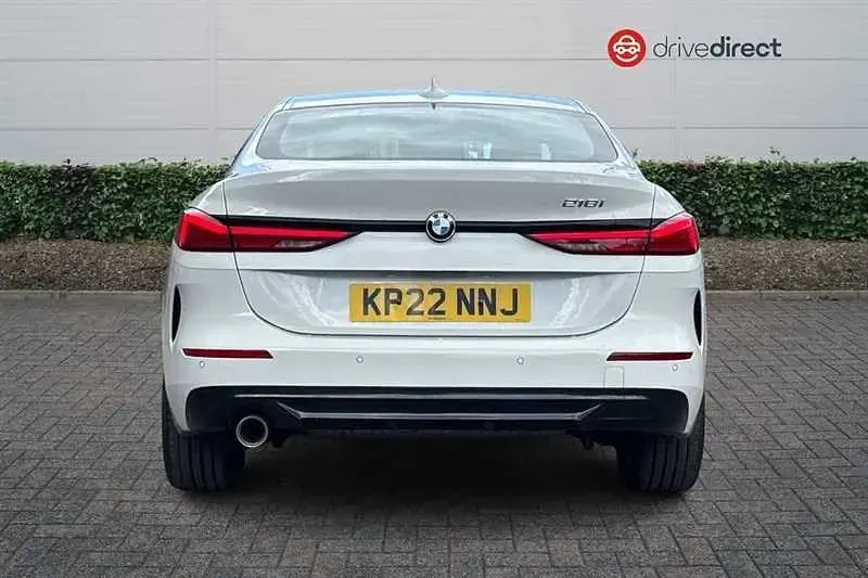 Usado BMW 218 Sport Line 2022 Blanco Coupe