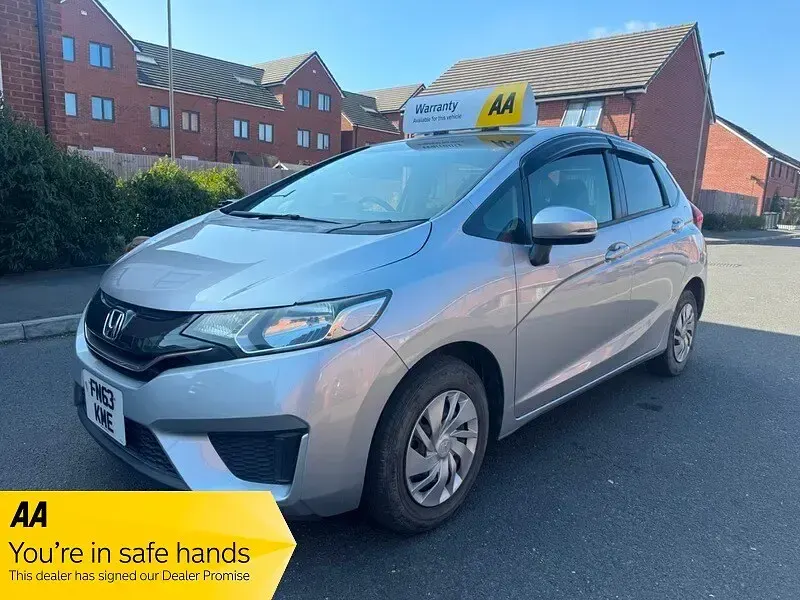 Used Honda Jazz ES 99 HP (72 kW) 2013 Silver Hatchback