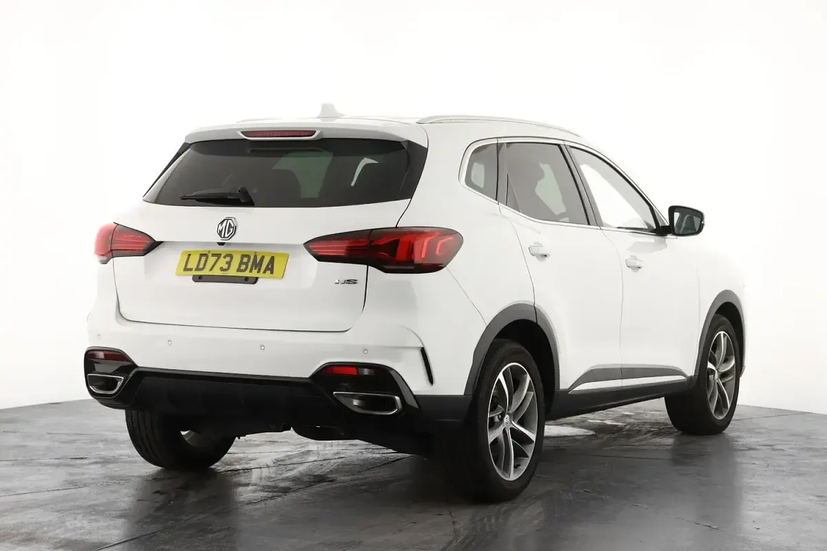 Used MG HS Trophy 2024 White SUV