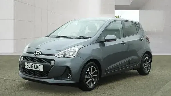 Used Hyundai i10 Premium 67 HP (49 kW) 2018 Grey Hatchback