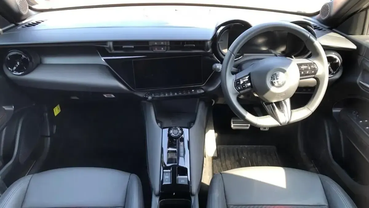 Used Alfa Romeo Junior Veloce 202 kW (276 HP) 2025 SUV