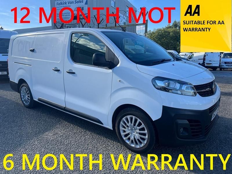 White Used 2021 Vauxhall Vivaro Van | £7,995 (Good price) - Image 1/4
