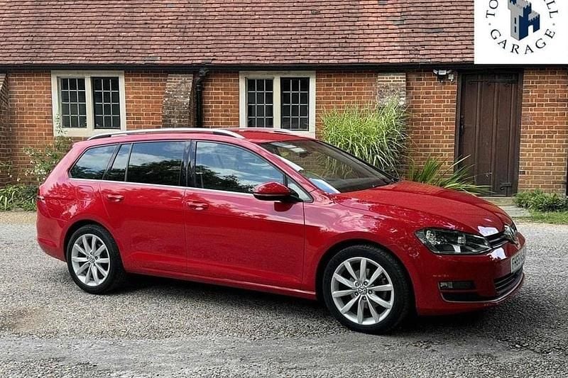 Red Used 2015 VW Golf VII GT Estate | £12,000 (Fair price) - Image 1/1