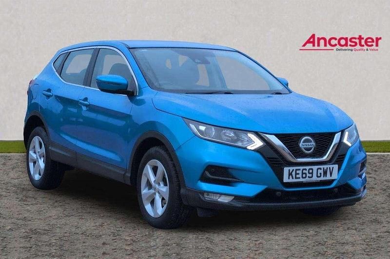 Blue Used 2020 Nissan Qashqai Acenta Premium SUV | £12,995 (Super price) - Image 1/4