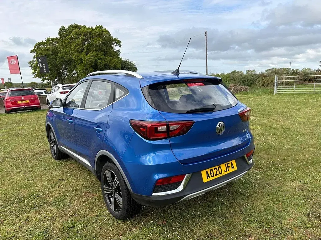 Gebraucht MG ZS Exclusive 106 PS (77 kW) 2020 Blau SUV