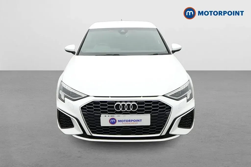 Begagnad Audi A3 Comfort 2022 Vit Sedan