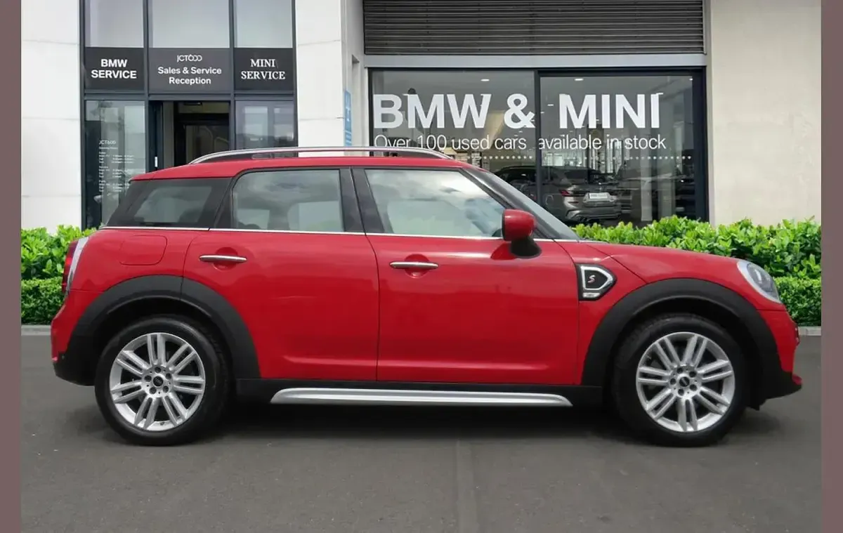 Used Mini Cooper S Countryman Exclusive 188 HP (138 kW) 2020 Red SUV