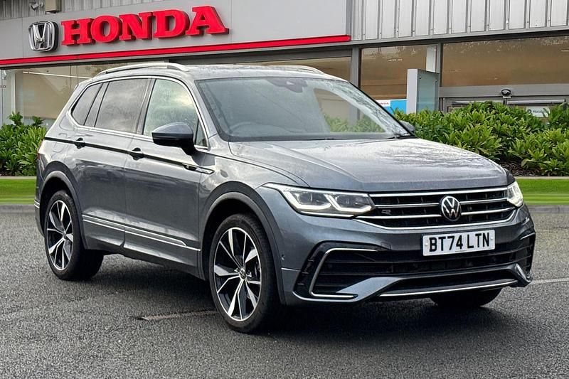 Used VW Tiguan Allspace R-line 150 HP (110 kW) 2024 Grey SUV
