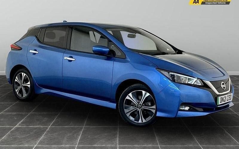 Blue Used 2021 Nissan Leaf N-Connecta Hatchback | £10,695 (Good price) - Image 1/2