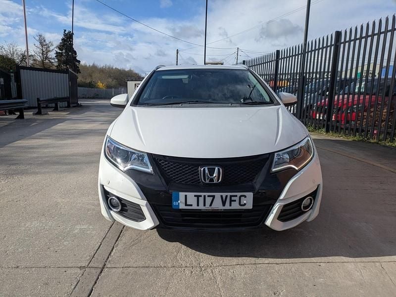 Used Honda Civic SR 2017 White Estate