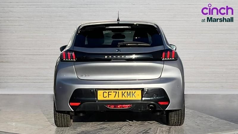 Used Peugeot 208 Allure Premium 100 HP (73 kW) 2021 Grey Hatchback