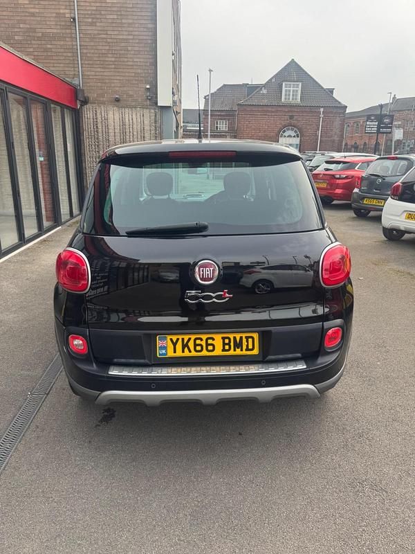 Used Fiat 500L Trekking 95 HP (69 kW) 2017 Black MPV