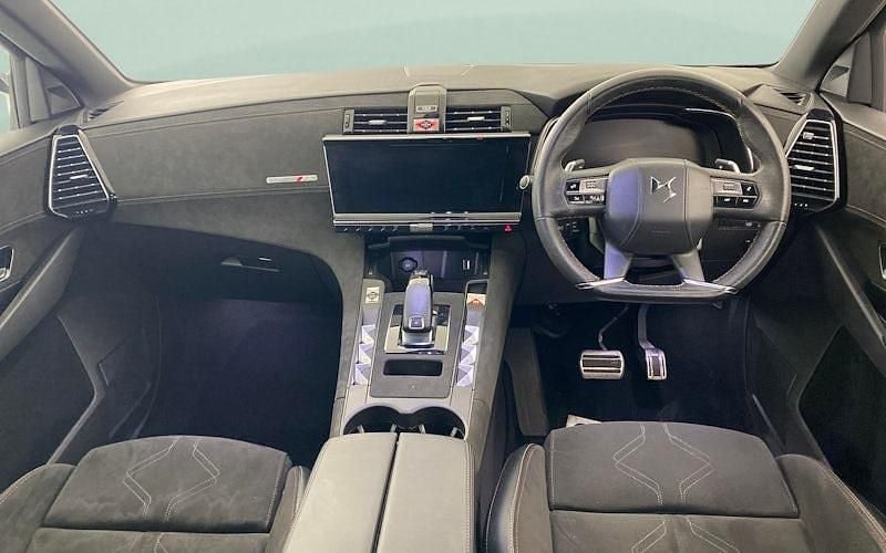 Used DS Automobiles DS7 Crossback Performance Line Plus 131 HP (96 kW) 2021 White SUV