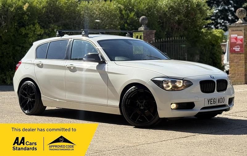 White Used 2011 BMW 118 Performance Hatchback | £4,790 (Fair price) - Image 1/2