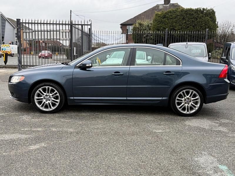 Used Volvo S80 SE 2009 Blue Sedan