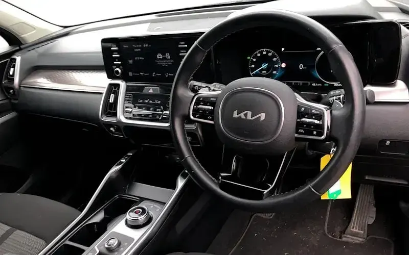 Used Kia Sorento 230 HP (169 kW) 2022 Grey SUV